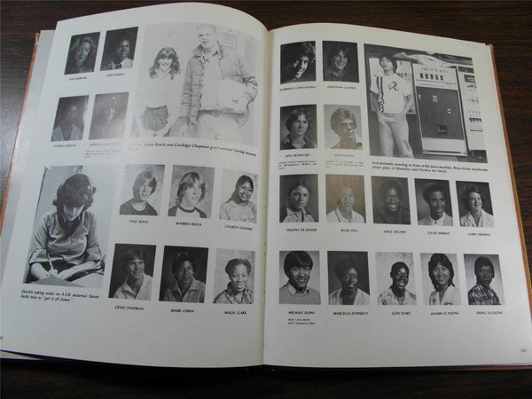 1982 FRANKLIN HIGH SCHOOL Seattle WA Original YEARBOOK Annual The Tolo