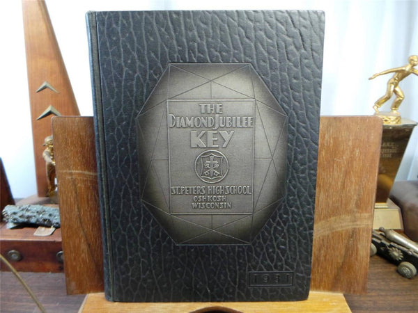 1931 SAINT ST. PETER'S HIGH SCHOOL Oshkosh Wisconsin Original YEARBOOK The Key